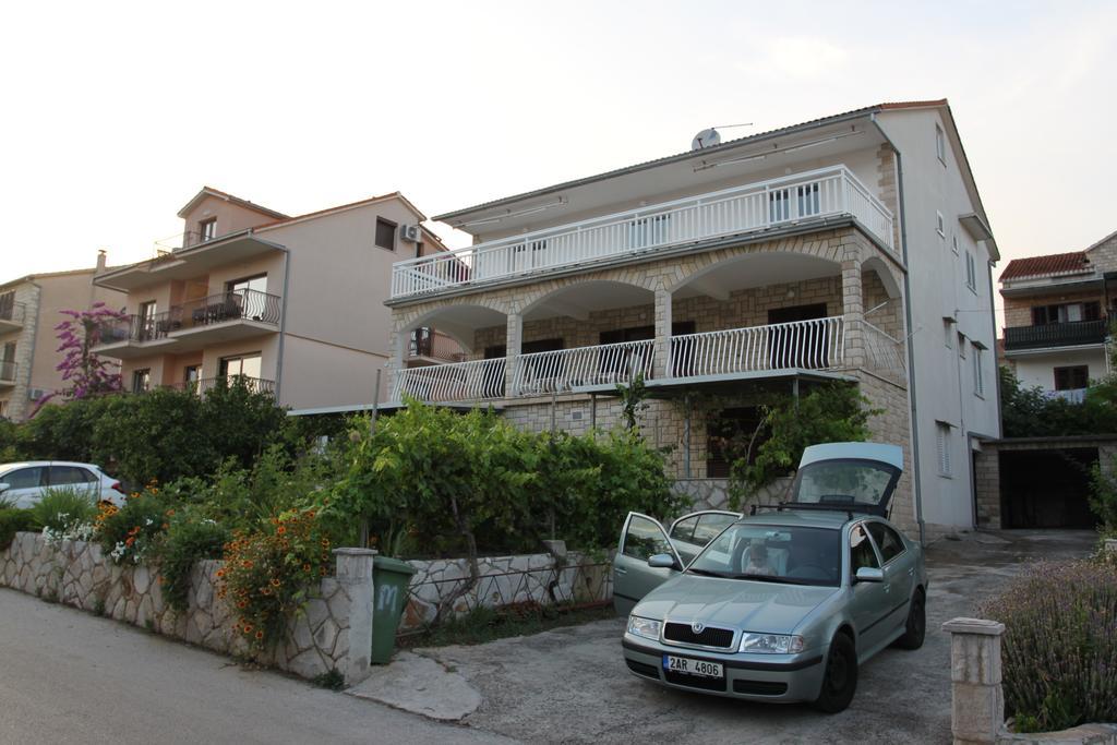 Apartments Marinko Stari Grad  Exterior foto