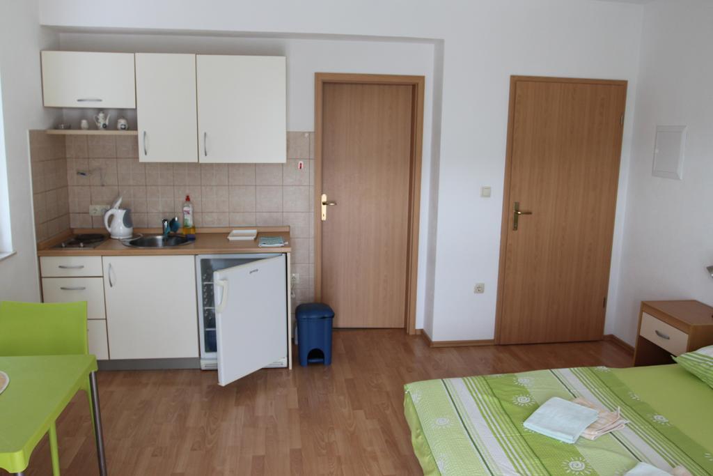 Apartments Marinko Stari Grad  Cameră foto